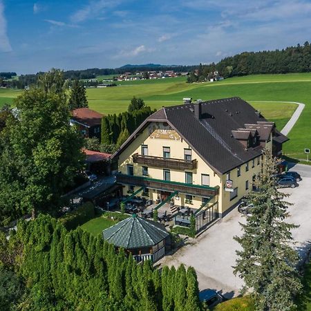 Gasthof Zur Seeburg Seekirchen am Wallersee Exterior foto