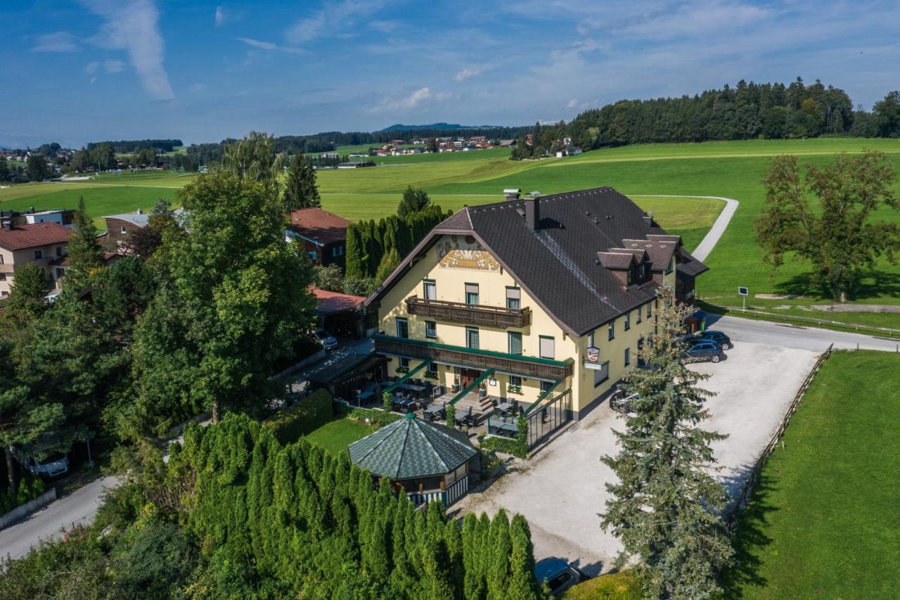 Gasthof Zur Seeburg Seekirchen am Wallersee Exterior foto